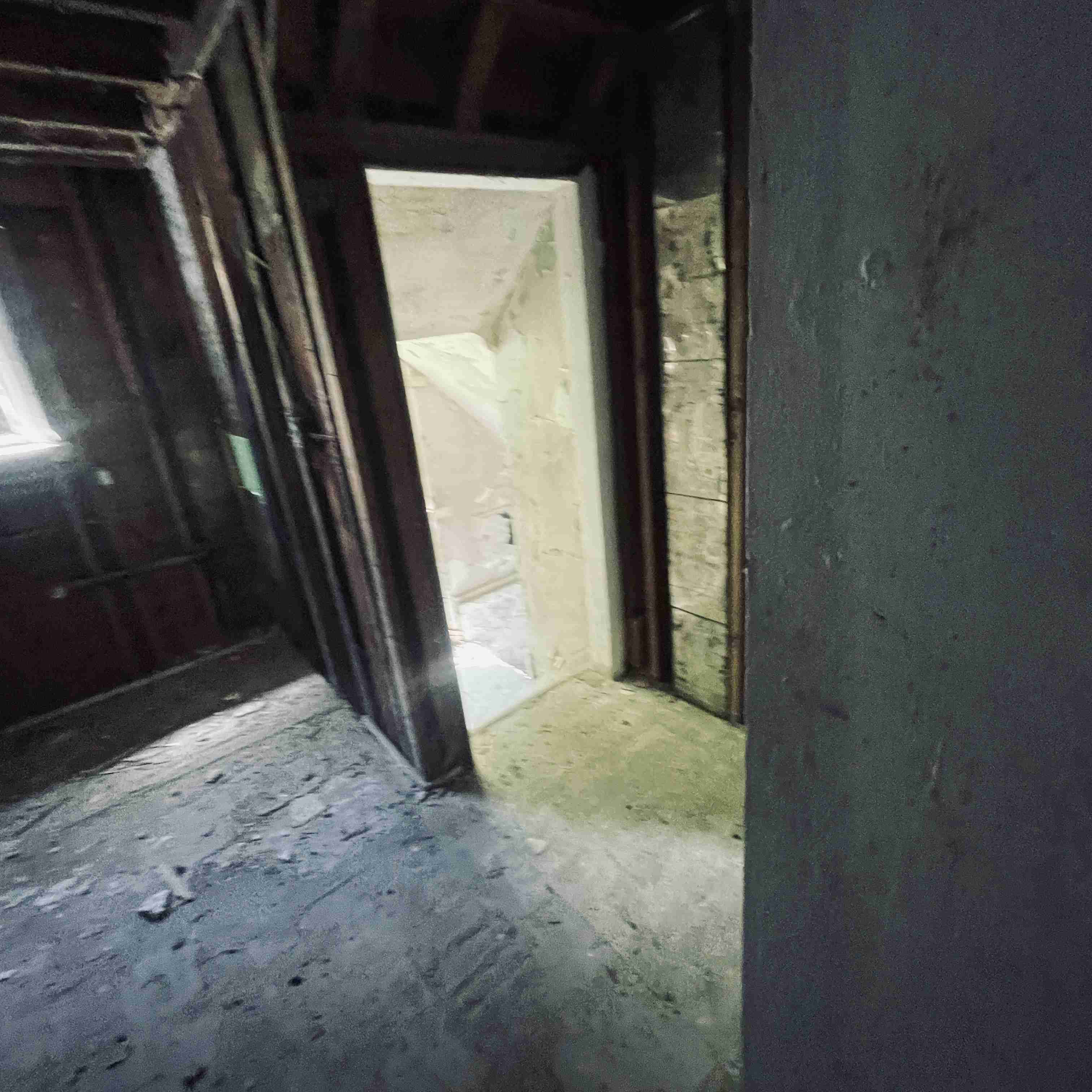 14910 Robson (56).jpg